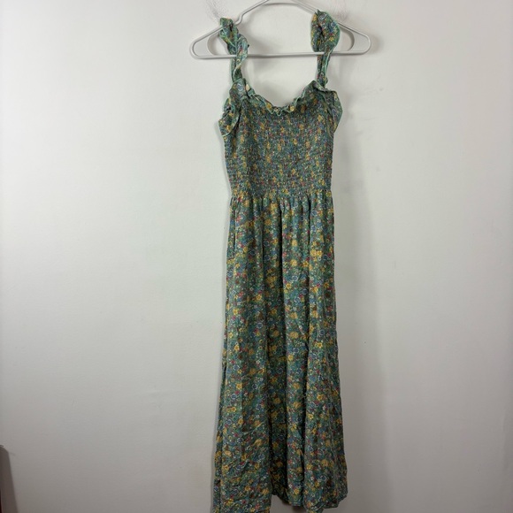 NATURAL LIFE Dresses & Skirts - Natural Life Floral Dress Womens L Smocked Chest Ruffle Trim Boho Hippie Flower